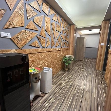 Fengchia Fun House Daire Taichung Dış mekan fotoğraf