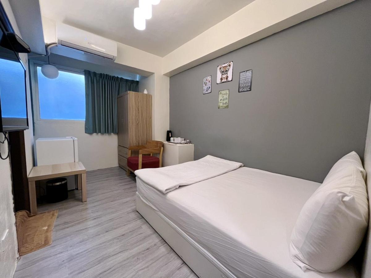Fengchia Fun House Daire Taichung Dış mekan fotoğraf