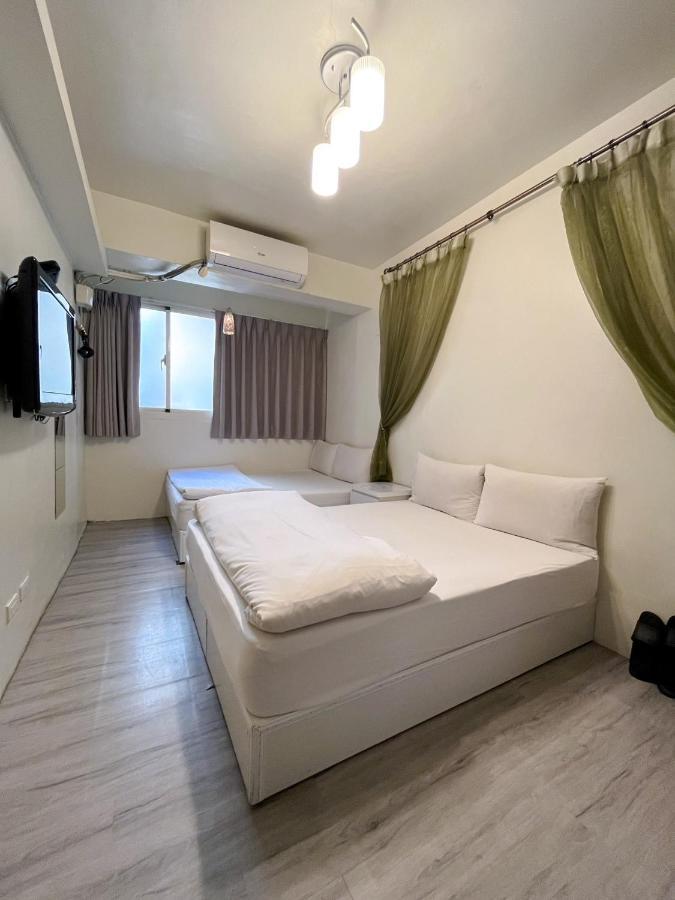 Fengchia Fun House Daire Taichung Dış mekan fotoğraf