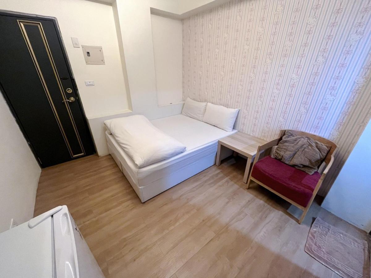 Fengchia Fun House Daire Taichung Dış mekan fotoğraf